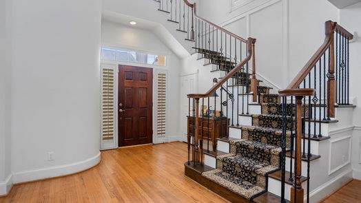 Houston 3-story, 4-bed 1211 Nantucket Drive C-idx