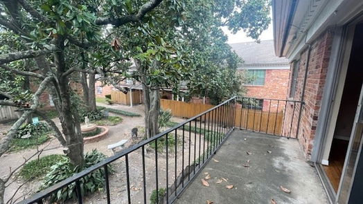 Houston 1-story, 1-bed 2824 Briarhurst Drive 10-idx