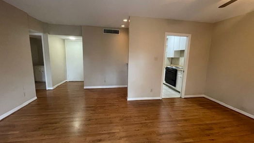 Houston 1-story, 1-bed 2824 Briarhurst Drive 10-idx