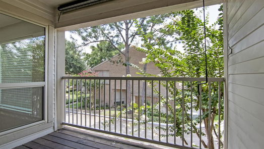 Houston 2-story, 2-bed 2066 Augusta Drive-idx