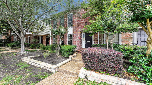 Houston 2-story, 4-bed 5878 Valley Forge Drive 149-idx