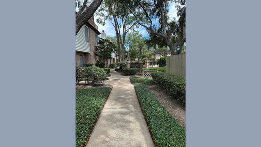 Houston 2-story, 2-bed 2512 Bering Drive-idx