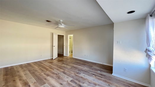 Houston 2-story, 2-bed 1116 Bering Drive 23-idx