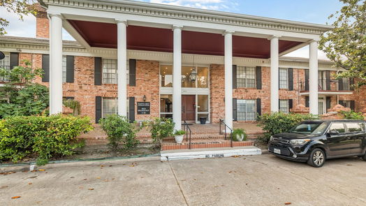 Houston 1-story, 2-bed 2824 Briarhurst Drive 14-idx