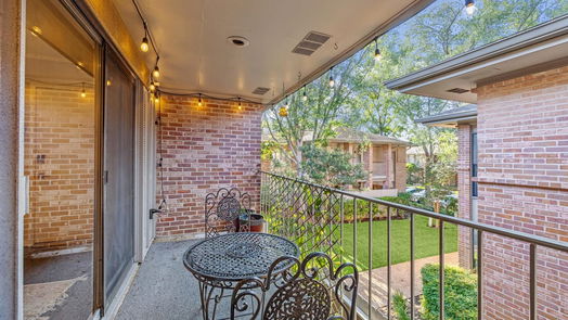 Houston 1-story, 2-bed 6411 Bayou Glen Road-idx