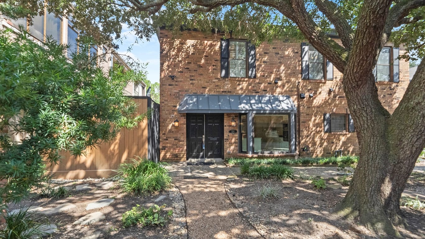 Houston 2-story, 4-bed 1120 Nantucket Drive 6-idx