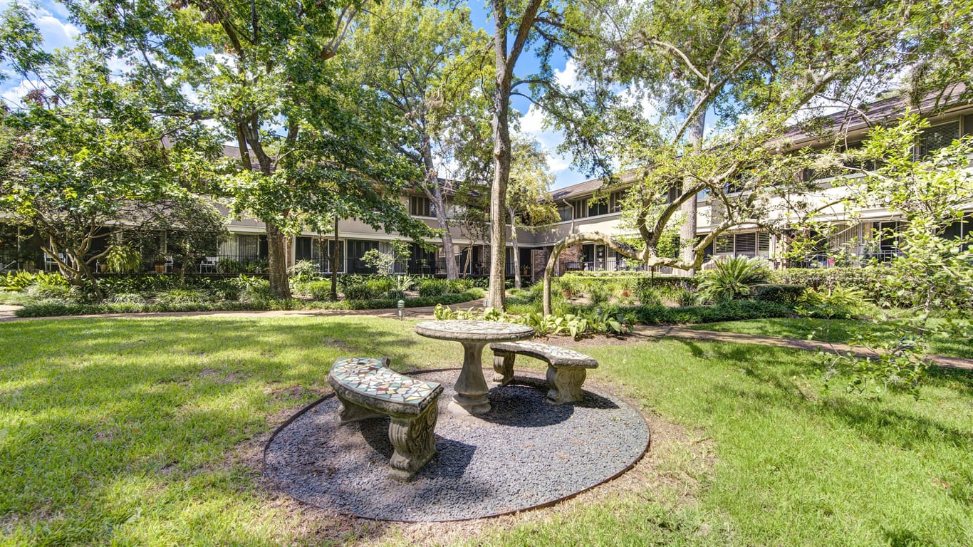 Houston 1-story, 2-bed 628 S Ripple Creek-idx