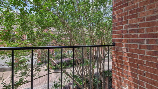 Houston 2-story, 3-bed 6011 Inwood Drive B-idx