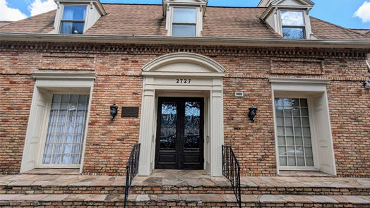 Houston 1-story, 1-bed 2727 Briarhurst Drive 18-idx