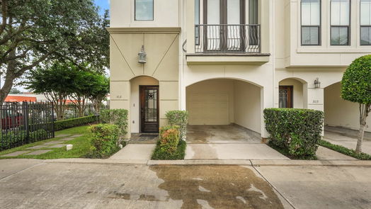 Houston 3-story, 2-bed 3101 Fairdale Oaks E-idx