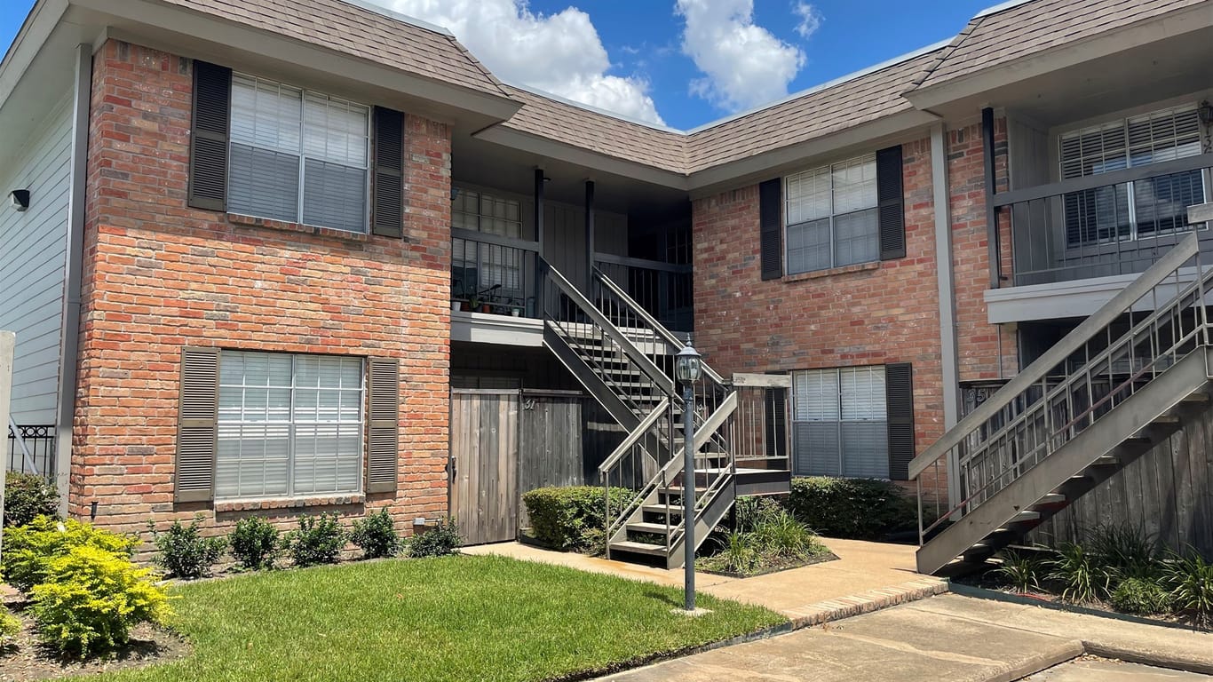 Houston 1-story, 1-bed 1223 Augusta Drive 33-idx