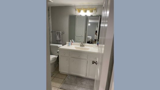 Houston null-story, 1-bed 1223 Augusta Drive 33-idx