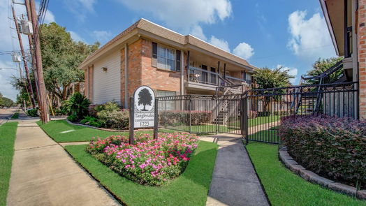 Houston null-story, 1-bed 1223 Augusta Drive 33-idx