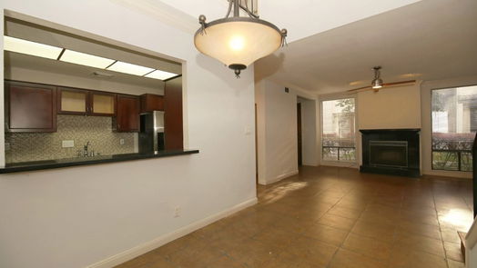 Houston 2-story, 2-bed 1116 Bering 26-idx