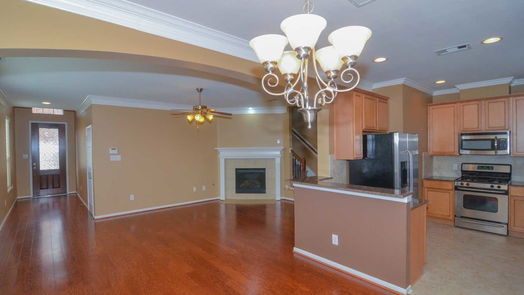 Houston 2-story, 3-bed 6222 Skyline Drive 1-idx