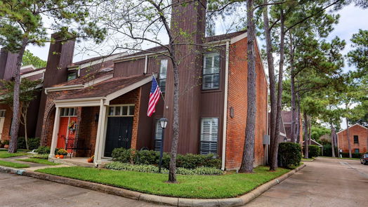 Houston 2-story, 2-bed 701 Bering Drive 806-idx