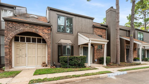 Houston 2-story, 2-bed 701 Bering Drive 1204-idx