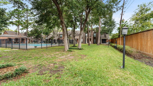 Houston 2-story, 2-bed 701 Bering Drive 1204-idx