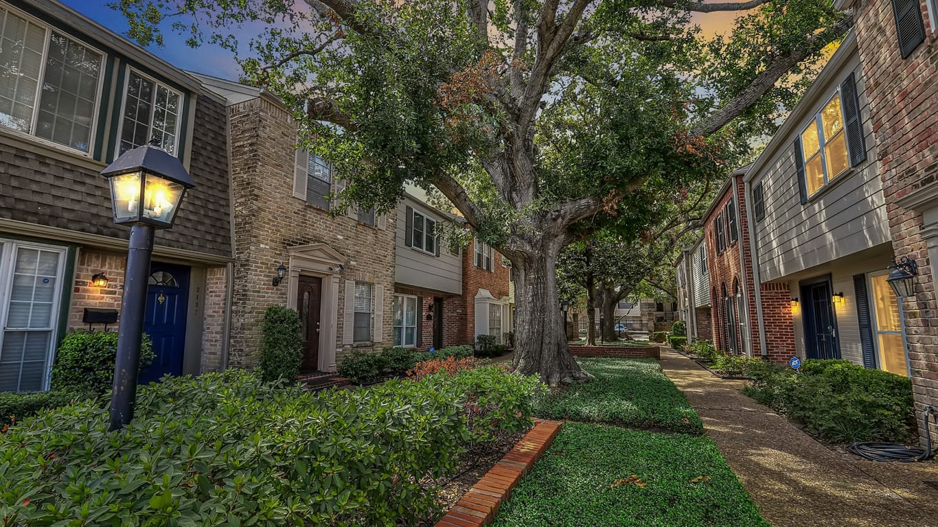 Houston 2-story, 3-bed 2133 Winrock Boulevard 34-idx