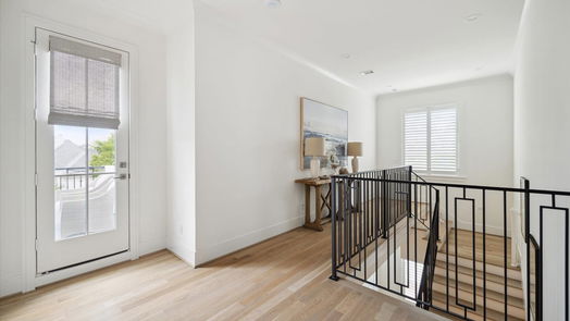 Houston 3-story, 4-bed 1207 Nantucket Drive-idx