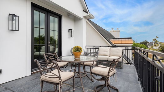 Houston 3-story, 4-bed 1207 Nantucket Drive-idx