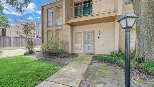 Houston 2-story, 2-bed 1115 Augusta Drive 2-idx