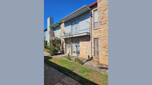 Houston 2-story, 2-bed 6111 Beverly Hill Street 39-idx