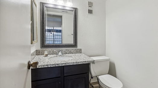 Houston 2-story, 2-bed 6111 Beverly Hill Street 39-idx