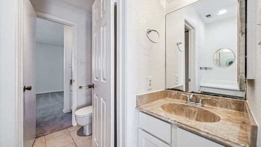 Houston 2-story, 2-bed 6111 Beverly Hill Street 39-idx