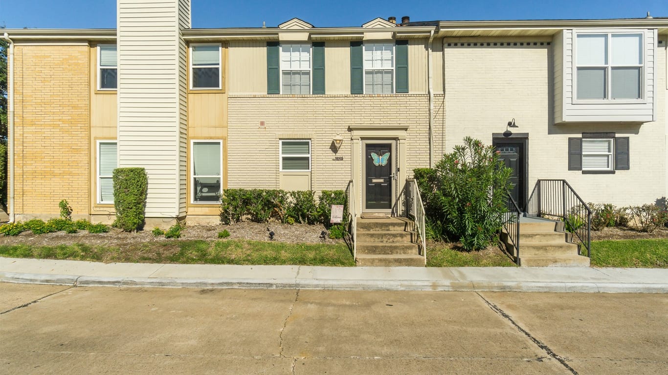 Houston 2-story, 2-bed 18105 Heritage Lane 8105-idx