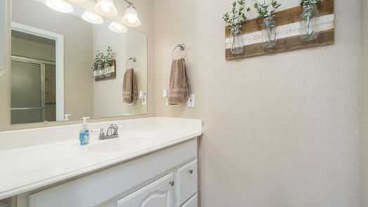 Houston 2-story, 2-bed 18105 Heritage Lane 8105-idx