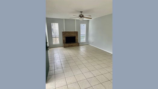 Houston 1-story, 2-bed 1516 Bay Area Boulevard-idx