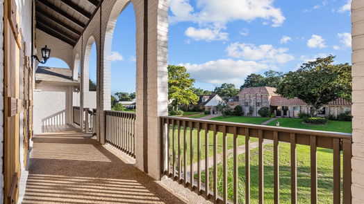 Houston 2-story, 4-bed 18603 Point Lookout Drive-idx