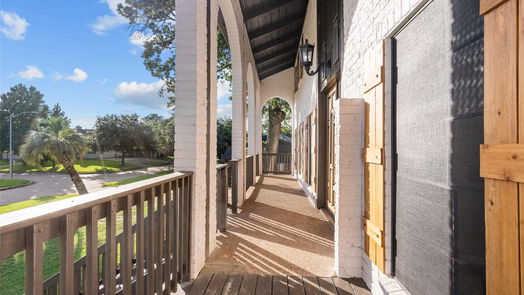 Houston 2-story, 4-bed 18603 Point Lookout Drive-idx