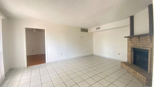 Houston 1-story, 2-bed 1500 Bay Area Boulevard 420-idx