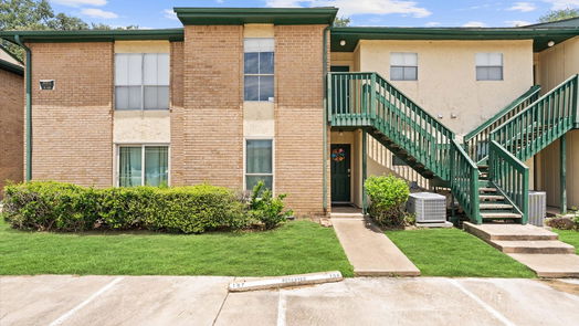 Houston 1-story, 2-bed 1516 Bay Area Blvd C4-idx