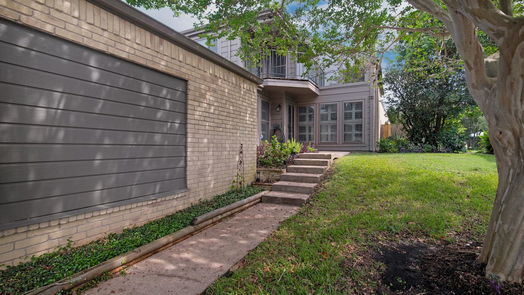 Houston 2-story, 3-bed 18238 Lakeside Lane-idx