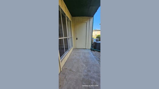 Houston 1-story, 1-bed 1516 Bay Area Boulevard H7-idx