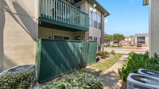 Houston 1-story, 2-bed 1516 Bay Area Boulevard D5-idx