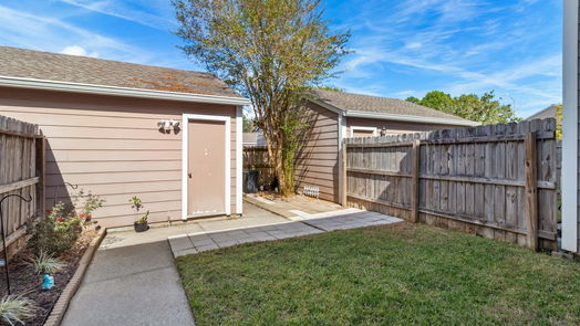 Houston 2-story, 2-bed 17247 Saturn Lane Lane-idx