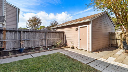 Houston 2-story, 2-bed 17247 Saturn Lane Lane-idx