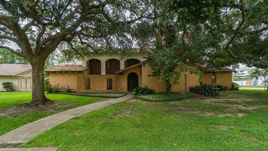 Nassau Bay 2-story, 5-bed 18210 Nassau Bay Drive-idx