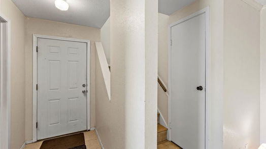 Webster 2-story, 2-bed 18519 Egret Bay Boulevard 1401-idx