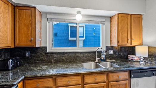 Webster 2-story, 2-bed 18519 Egret Bay Boulevard 1401-idx