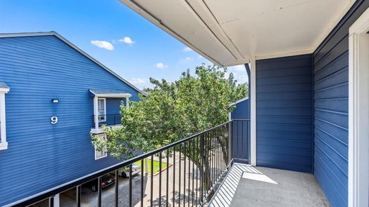 Webster 2-story, 2-bed 18519 Egret Bay Boulevard 1401-idx