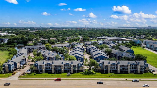 Webster 2-story, 2-bed 18519 Egret Bay Boulevard 1401-idx