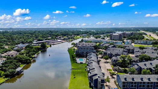 Webster 2-story, 2-bed 18519 Egret Bay Boulevard 1401-idx