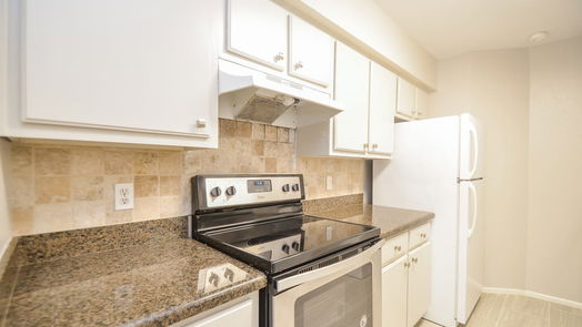 Webster null-story, 2-bed 18800 Egret Bay Boulevard 215-idx