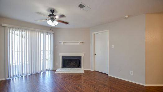 Webster null-story, 2-bed 18800 Egret Bay Boulevard 215-idx