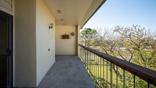 Webster 1-story, 1-bed 18809 Egret Bay Boulevard 223-idx